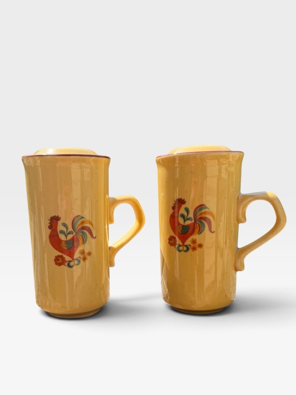 Vintage Rooster Ceramic Salt and Pepper Shakers Like New